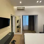 Hotell Ladi Tirana