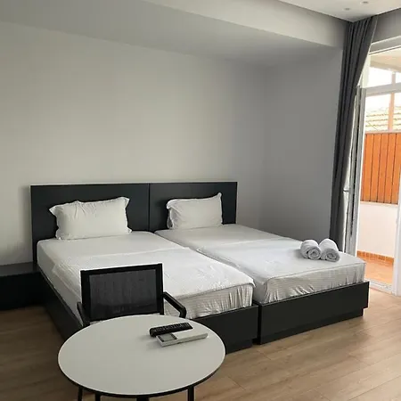 Hotel Ladi 4*