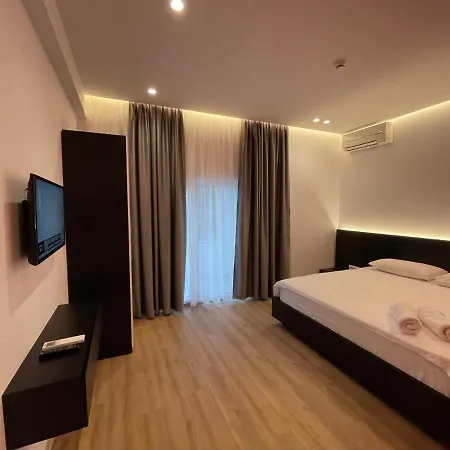 Ladi Otel 4*
