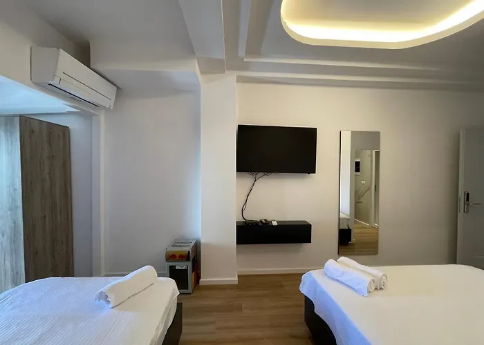 Ladi Otel Tiran