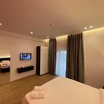 Ladi Tirana