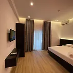 Ladi Tirana