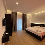 Ladi Tirana