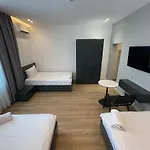 Ladi 4*