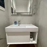 Ladi Hotel