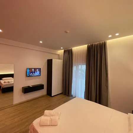 Ladi Tirana