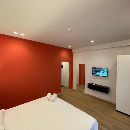 Ladi Hotel