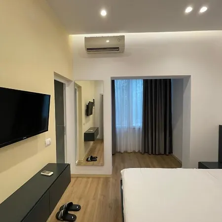 ホテル Ladi ティラナ