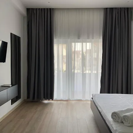 Ladi Hotel