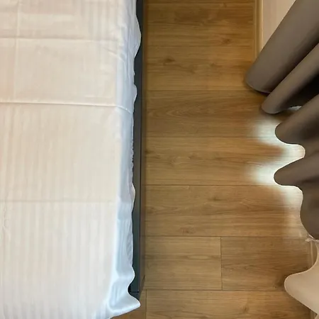 ホテル Ladi ティラナ