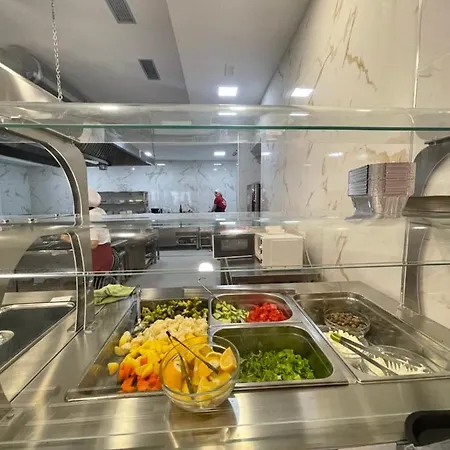 Ladi Hotel 4*