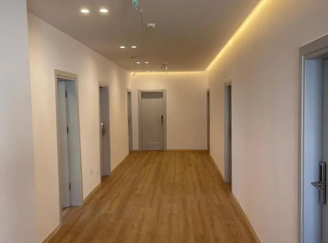 Ladi 호텔 티라나