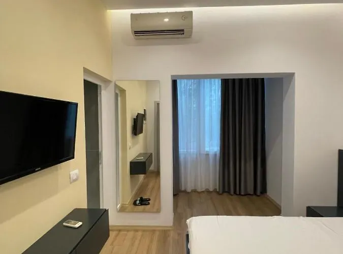 호텔 Ladi 티라나