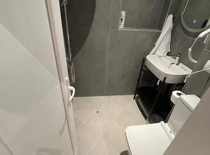 호텔 Ladi 티라나