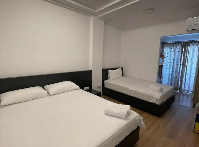 Ladi 호텔 티라나